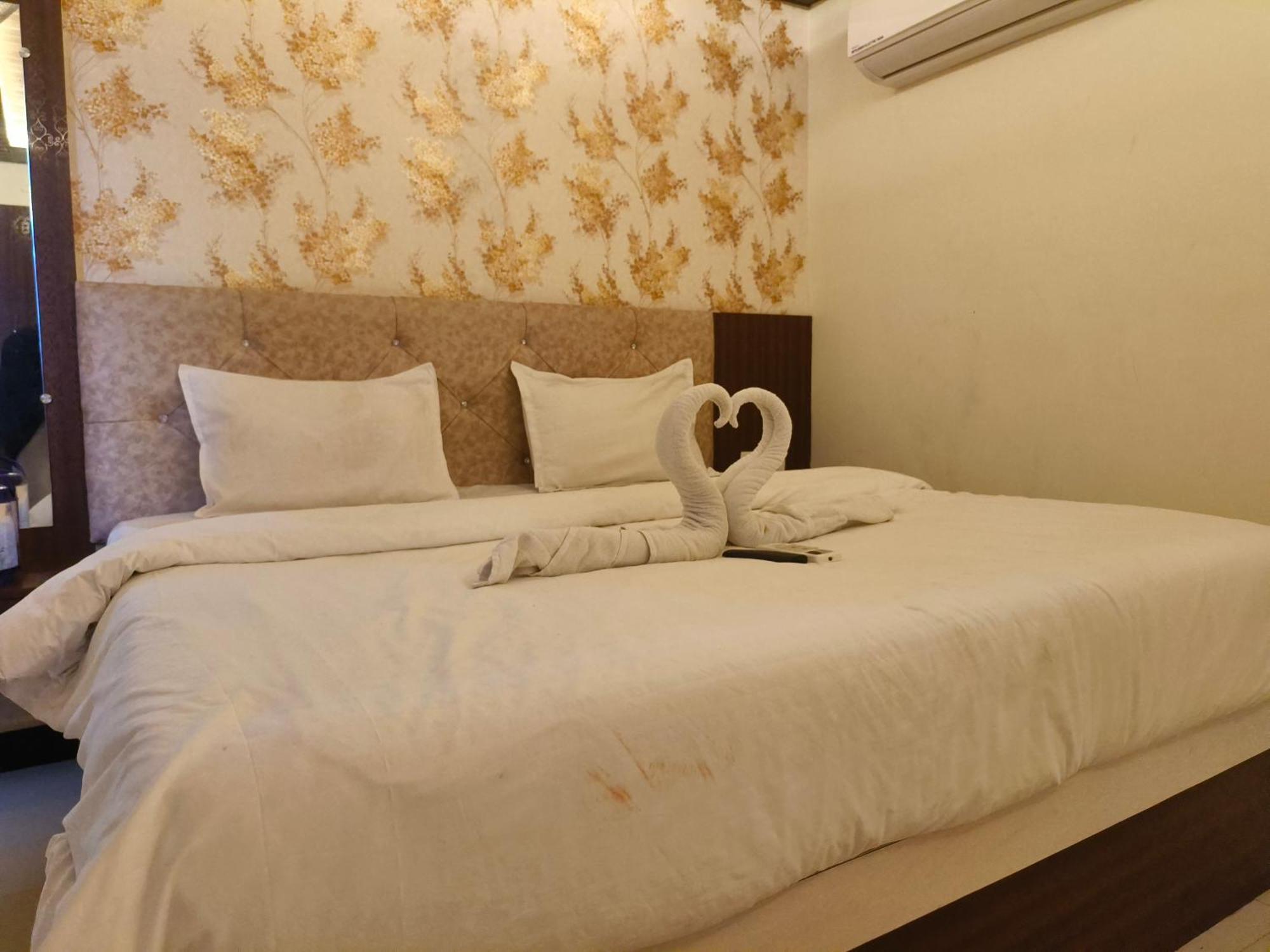 Hotel Jain Shree 우자인 외부 사진