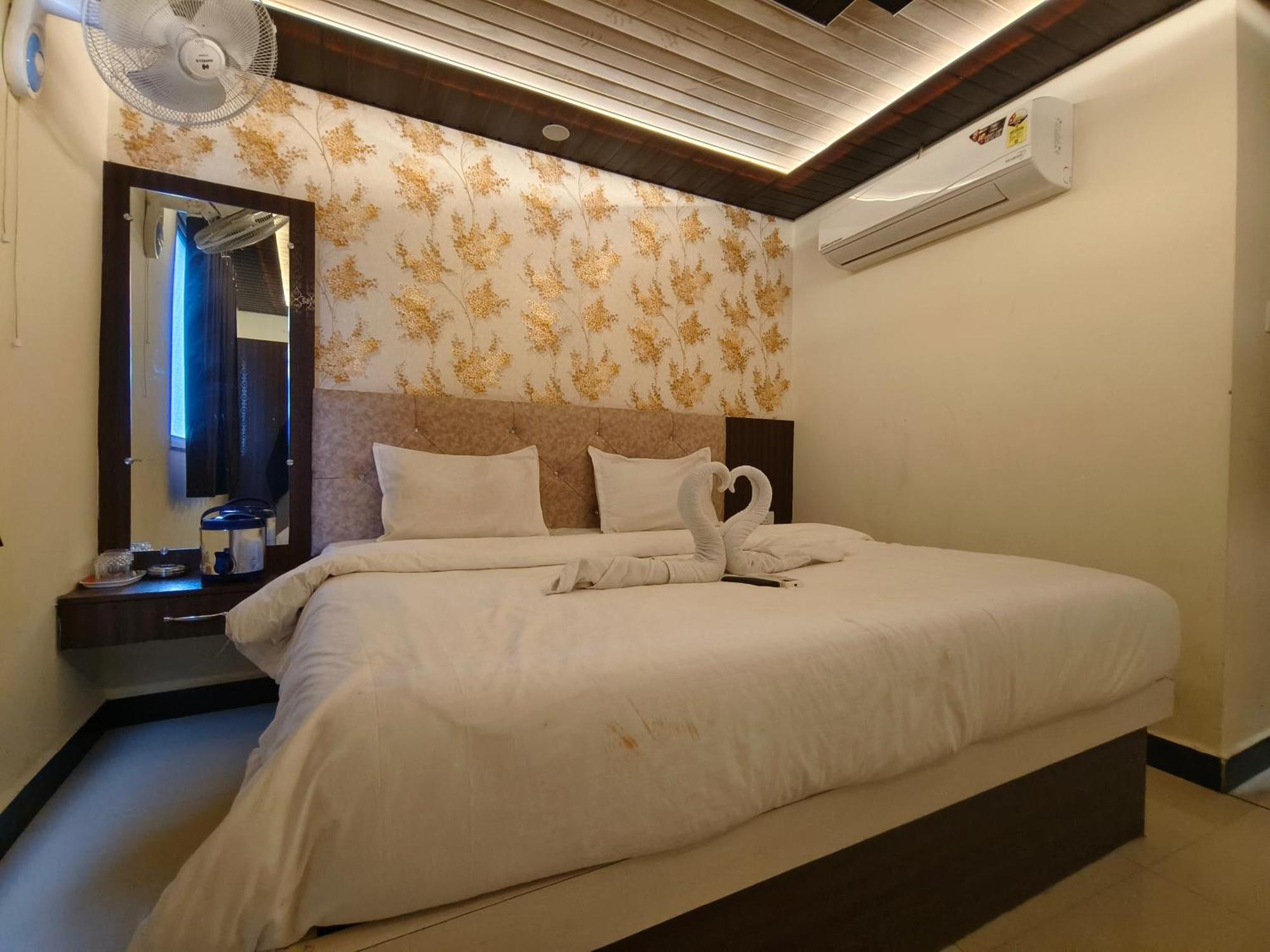 Hotel Jain Shree 우자인 외부 사진
