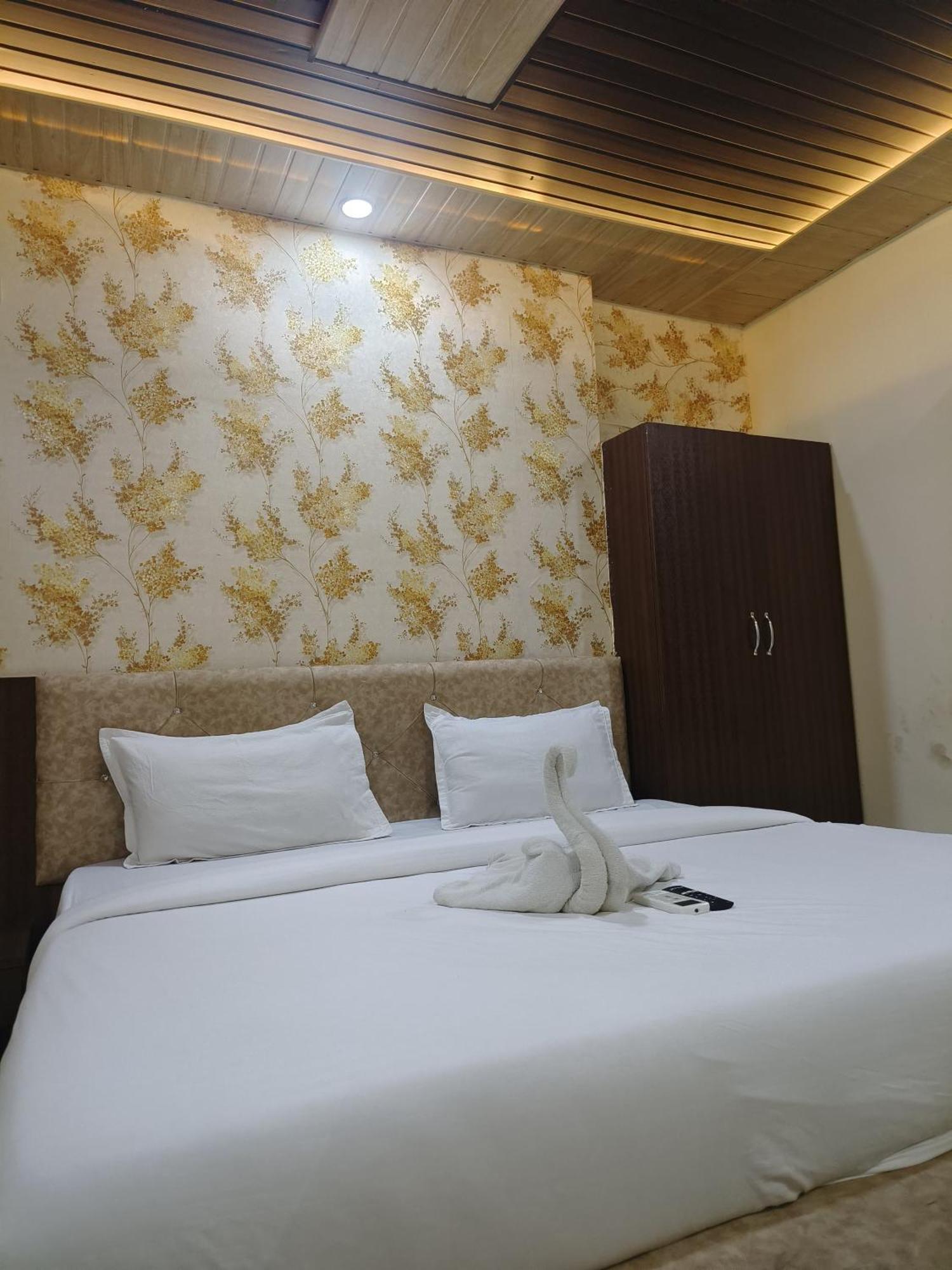 Hotel Jain Shree 우자인 외부 사진